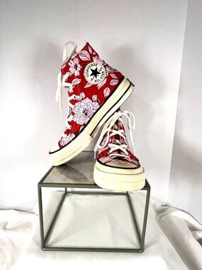 Converse Chuck Taylor Floral Sneakers – Pink and Red  Chuck Taylor Canvas 